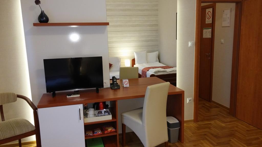 Villa Forest Belgrade Luaran gambar